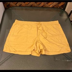 Maurices Mid Rise Shorts